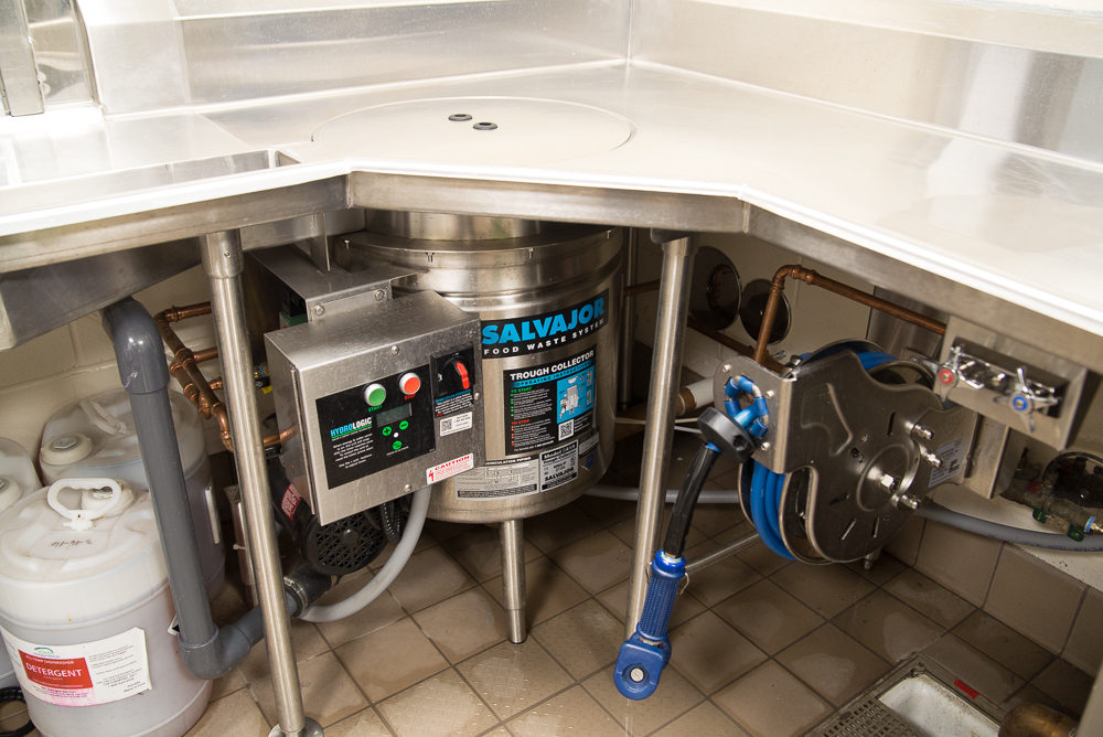 Linn Mar High School Salvajor Food Waste System