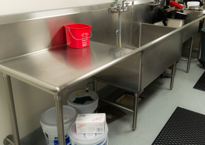 UIHC Cafeteria Kitchen Commercial Dishwashing Station