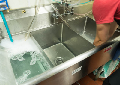 Hot Indian Triple Basin Dishwashing Sink