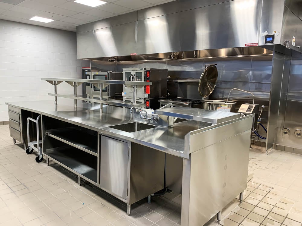Linn-Mar Intermediate Schools Stainless Steel Food Prep Counter