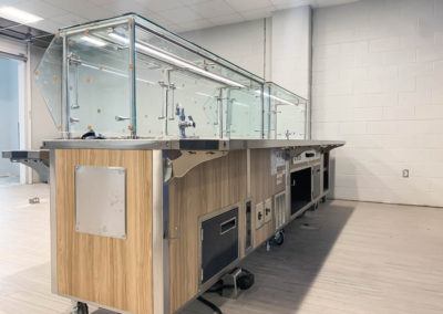 Linn-Mar Intermediate Schools Portable Hot Food Station with Glass Shield