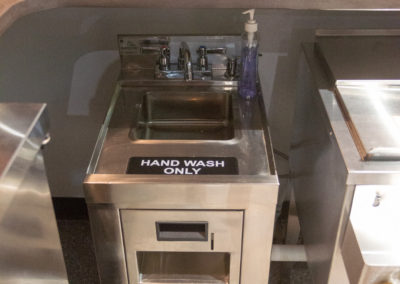 X-Golf Commercial Kitchen Bar Handwashing Sink