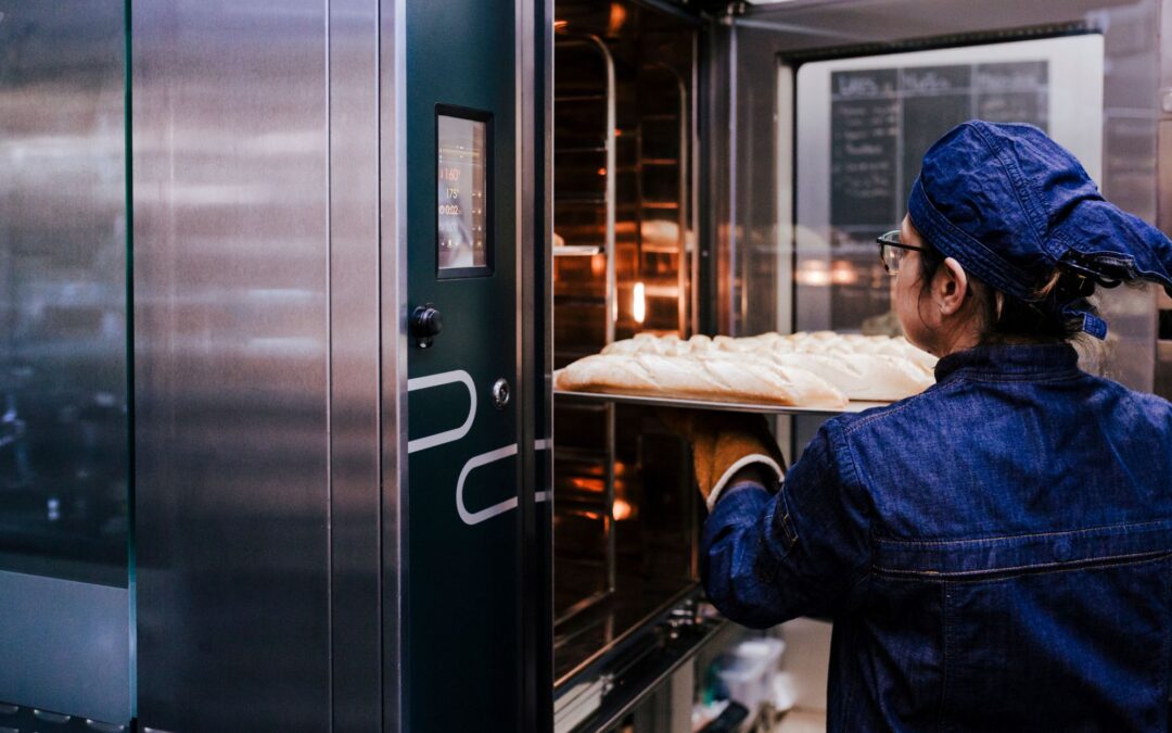 Why High-Volume Kitchens Choose Cres Cor QuikTherm