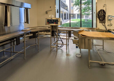 University of Northern Iowa dishroom conveyor system